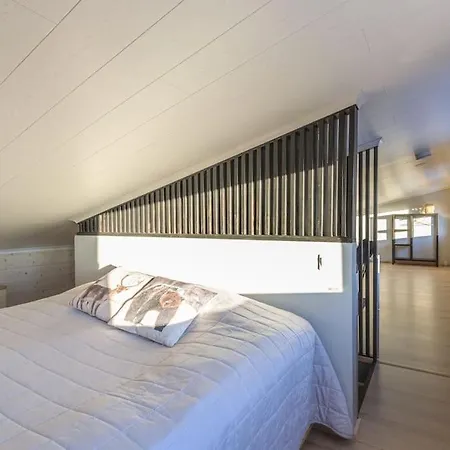Naekoealahuoneisto Iso-syoete Ketunpolku Holiday home *