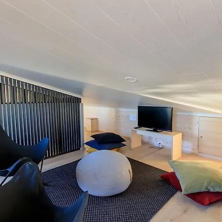 Holiday home Naekoealahuoneisto Iso-syoete Ketunpolku